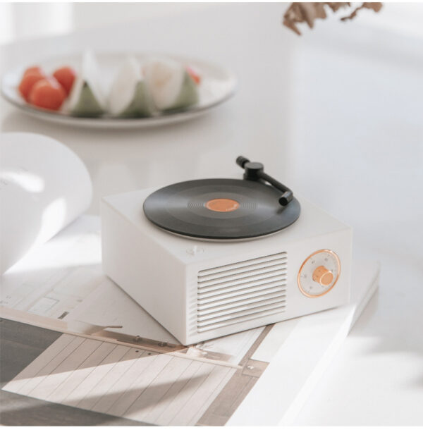 Wireless Mini Portable Retro Phonograph Bluetooth Speaker - Image 4